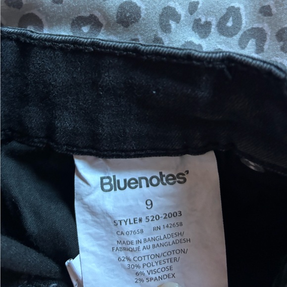 Bluenotes Jean shorts - Picture 2 of 2